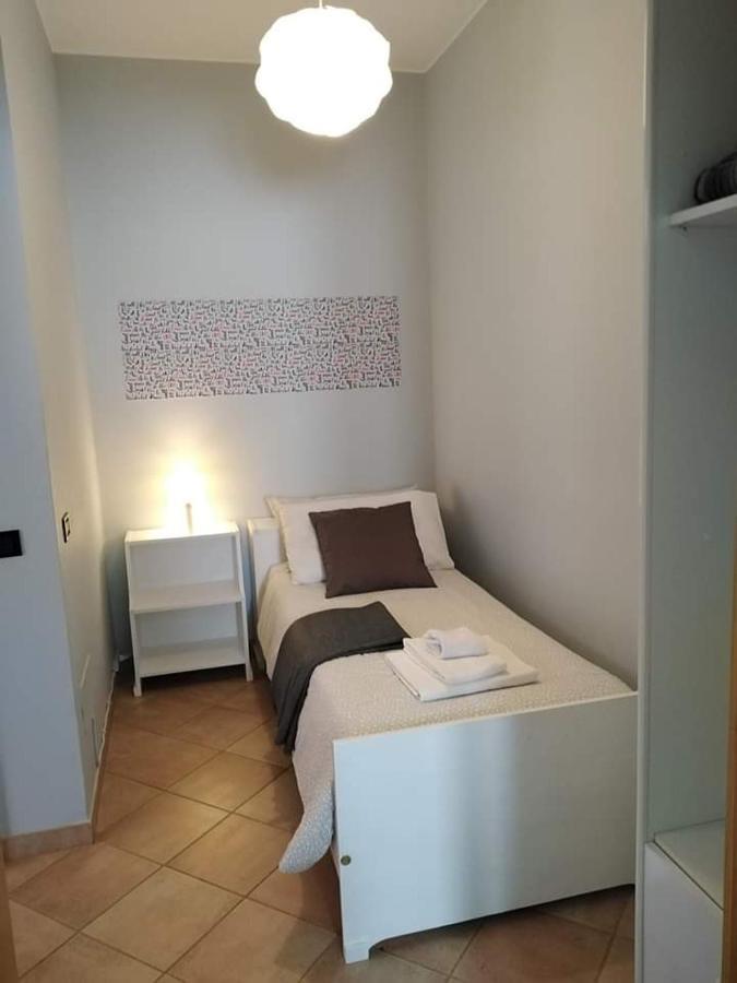 Hotel The Holiday House Santeramo in Colle Exterior foto