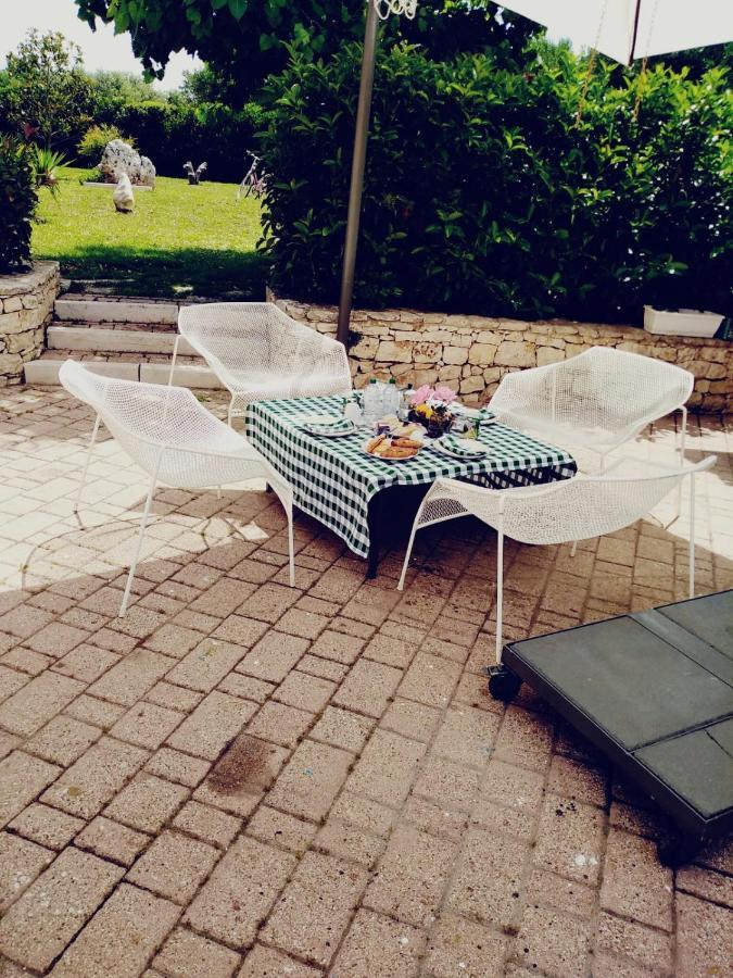 Hotel The Holiday House Santeramo in Colle Exterior foto