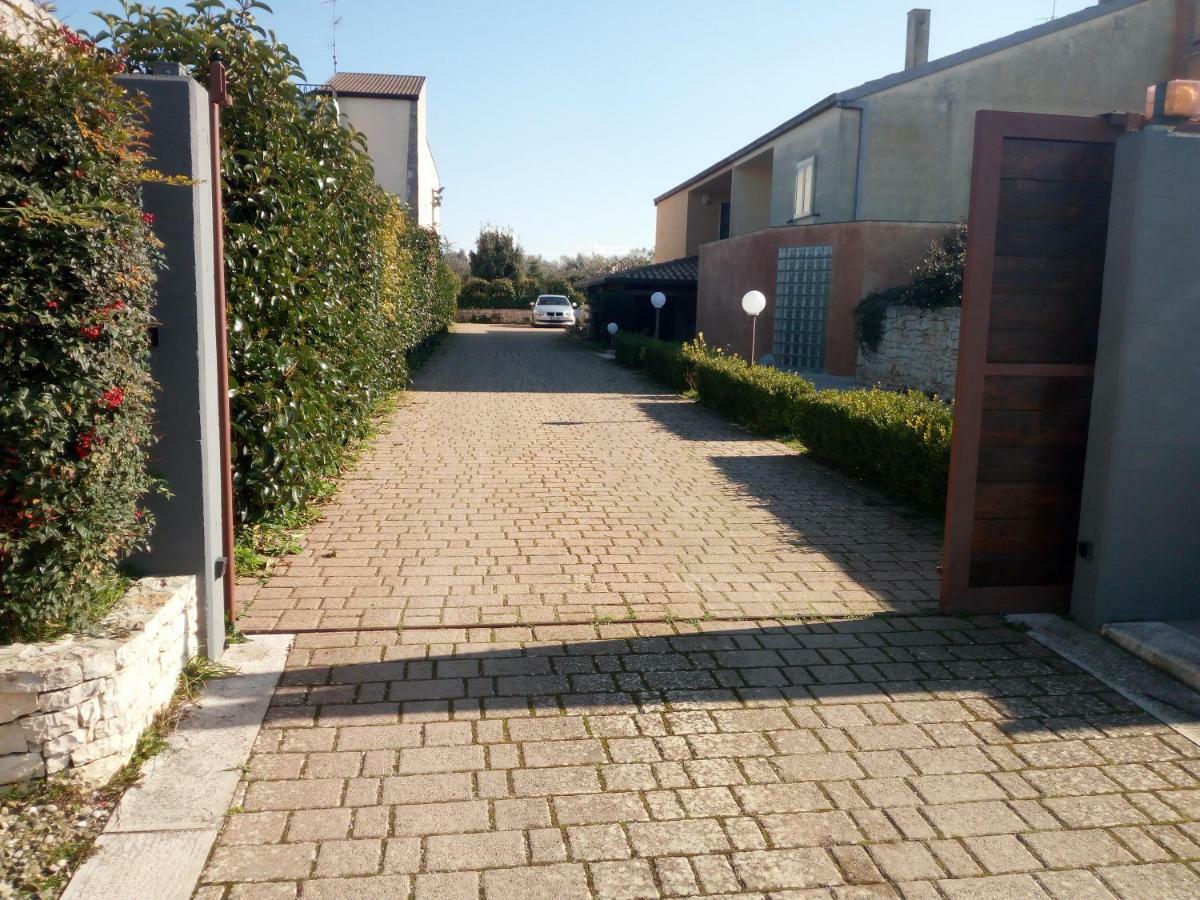 Hotel The Holiday House Santeramo in Colle Exterior foto